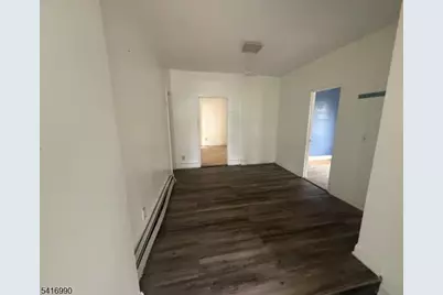 681 W 3rd St, Plainfield, NJ 07060 - Photo 6