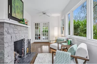 391 Up Mountain Avenue, Montclair, NJ 07043 - Photo 8