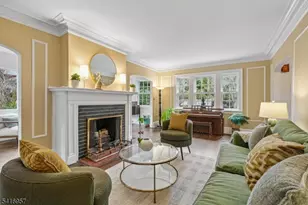 391 Up Mountain Ave, Montclair, NJ 07043 - Photo 4