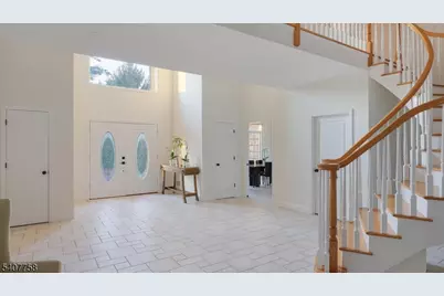 140 Parlin Ln, Watchung, NJ 07069 - Photo 4