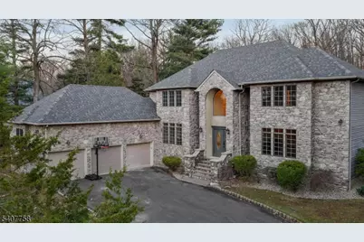 140 Parlin Ln, Watchung, NJ 07069 - Photo 2