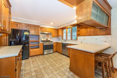 6 Van Duyne Rd, Mountain Lakes, NJ 07046 - Photo 16