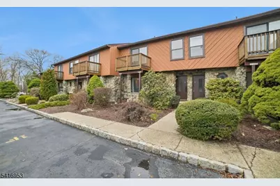 1F Brookside Hts #F, Wanaque, NJ 07465 - Photo 2