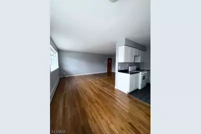 117 W 3rd Ave #14, Roselle, NJ 07203 - Photo 4