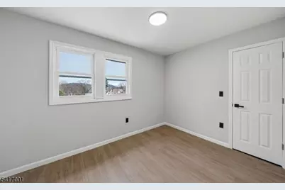 418 New Brunswick Ave, Pohatcong Township, NJ 08865 - Photo 28