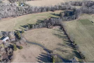 37 Branch Rd, Peapack Gladstone Boro, NJ 07931 - Photo 12