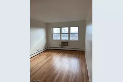 10 Berton Pl #10, Nutley, NJ 07110 - Photo 4