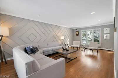 26 Alpine Dr, Denville, NJ 07834 - Photo 4