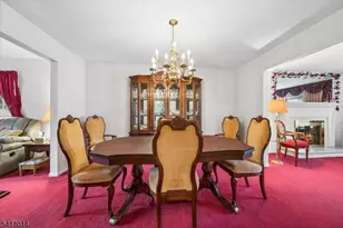 39 Gallinson Dr, Berkeley Heights Township, NJ 07974 - Photo 14