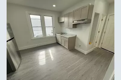 357 Getty Ave, Paterson, NJ 07503 - Photo 4