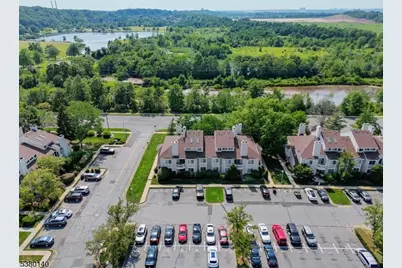 90 Farnham Sq #290, Sayreville Boro, NJ 08859 - Photo 32