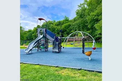 304 Forest Dr, Millburn, NJ 07078 - Photo 20