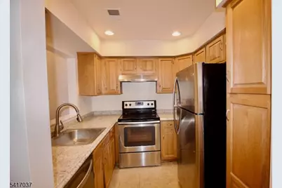 32 Spruce Court, Bedminster Township, NJ 07921 - Photo 4