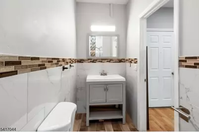 71 Knapp Ave, Clifton, NJ 07011 - Photo 10