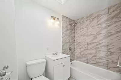 270-270A Sitgreaves St, Phillipsburg, NJ 08865 - Photo 12