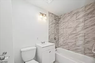 270-270A Sitgreaves St, Phillipsburg, NJ 08865 - Photo 12