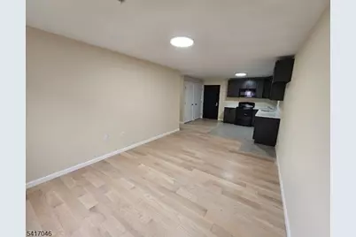 158 Sixth St #512, Passaic, NJ 07055 - Photo 4