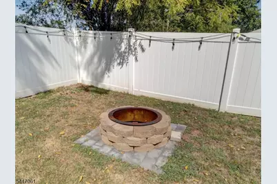 17 Thelma Ct, Woodbridge Township, NJ 07067 - Photo 14