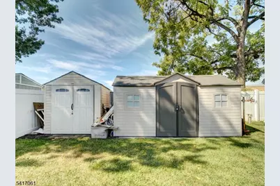 17 Thelma Ct, Woodbridge Township, NJ 07067 - Photo 12