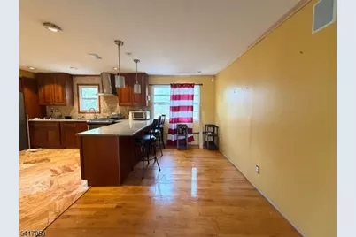 14 Euclid Ave, Hillsborough Township, NJ 08844 - Photo 4