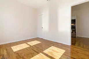 182 Norwood St, Newark, NJ 07106 - Photo 20