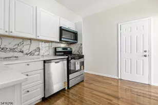 182 Norwood St, Newark, NJ 07106 - Photo 14