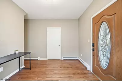 654 Succasunna Rd, Mount Arlington, NJ 07850 - Photo 4