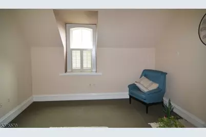 24 Mine Street, Flemington, NJ 08822 - Photo 6