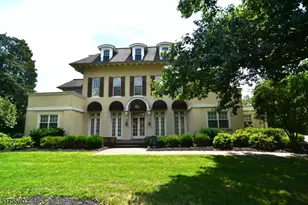 24 Mine St, Flemington, NJ 08822 - Photo 1