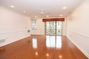 369 Victoria Dr, Bridgewater, NJ 08807 - Photo 4