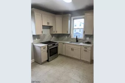 125 Alton St, Elizabeth, NJ 07202 - Photo 8