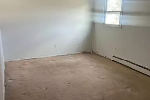 448 W 4th Ave, Roselle, NJ 07203 - Photo 4