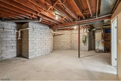 39 Cedarwood Ter, Woodland Park, NJ 07424 - Photo 32