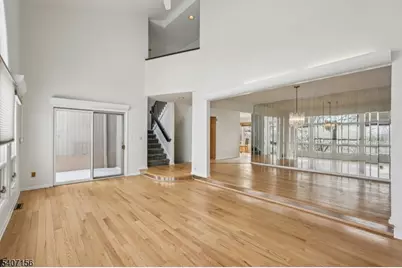 39 Cedarwood Ter, Woodland Park, NJ 07424 - Photo 10