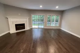 66 Stonegate Dr, Roseland, NJ 07068 - Photo 2