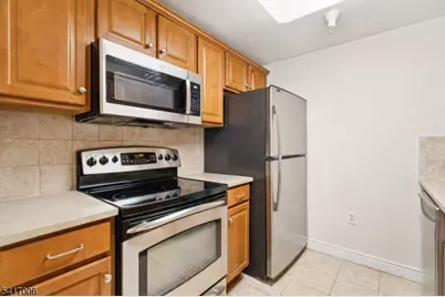 7 Prospect St #307, Morristown, NJ 07960 - Photo 8