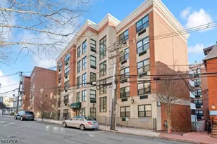 7 Prospect St, Morristown, NJ 07960 - Photo 2