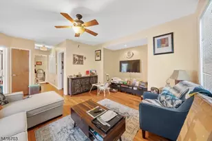 272 W Main St, Bound Brook, NJ 08805 - Photo 4