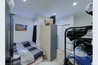 193 Clerk St, Jersey City, NJ 07305 - Photo 10