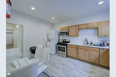 193 Clerk St, Jersey City, NJ 07305 - Photo 8