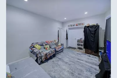 193 Clerk St, Jersey City, NJ 07305 - Photo 4