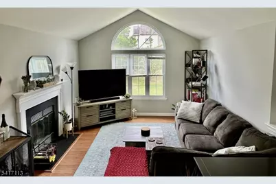 1404 Pinhorn Dr #1404, Bridgewater, NJ 08807 - Photo 2