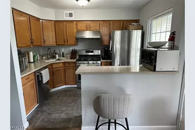 1404 Pinhorn Dr #1404, Bridgewater, NJ 08807 - Photo 4