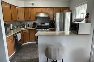 1404 Pinhorn Dr, Bridgewater, NJ 08807 - Photo 4