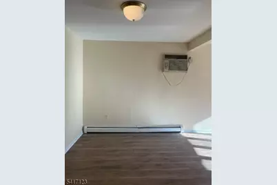 571 Avenue A #1, Bayonne, NJ 07002 - Photo 4