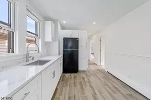 27 Monsignor Owens Pl, Nutley, NJ 07110 - Photo 10