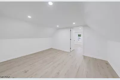 27 Monsignor Owens Pl #2, Nutley, NJ 07110 - Photo 16