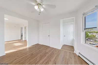 27 Monsignor Owens Pl #2, Nutley, NJ 07110 - Photo 4