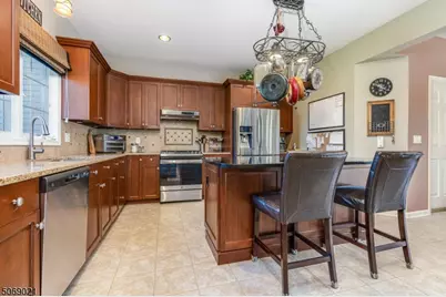 3 Berkshire Way, Holland Township, NJ 08848 - Photo 12