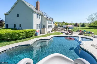 3 Berkshire Way, Holland Township, NJ 08848 - Photo 4